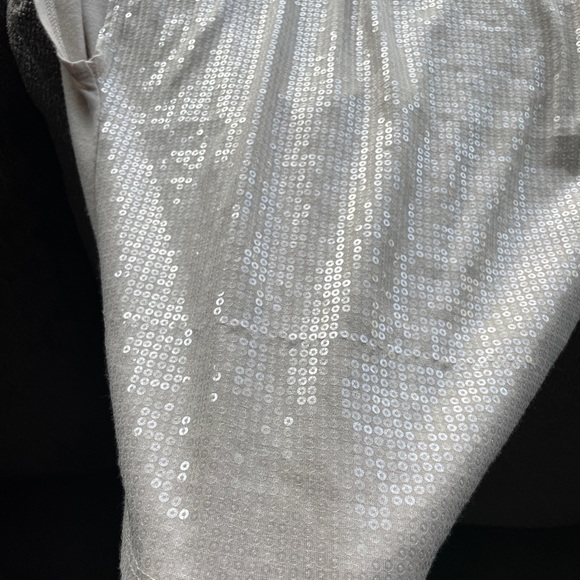 Kira brand shiny sequin blouse/tshirt - Picture 3 of 6